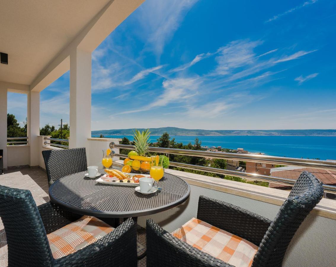 Apartmani Tomeri Starigrad Paklenica Exterior photo