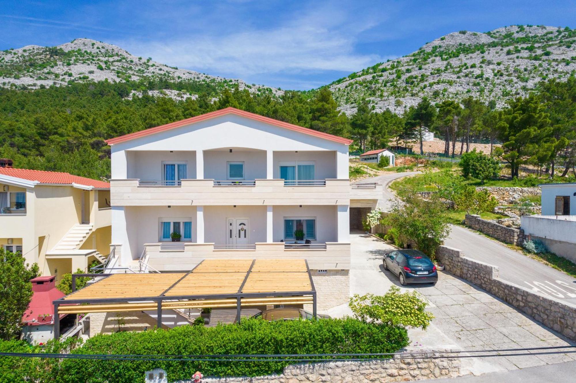 Apartmani Tomeri Starigrad Paklenica Exterior photo