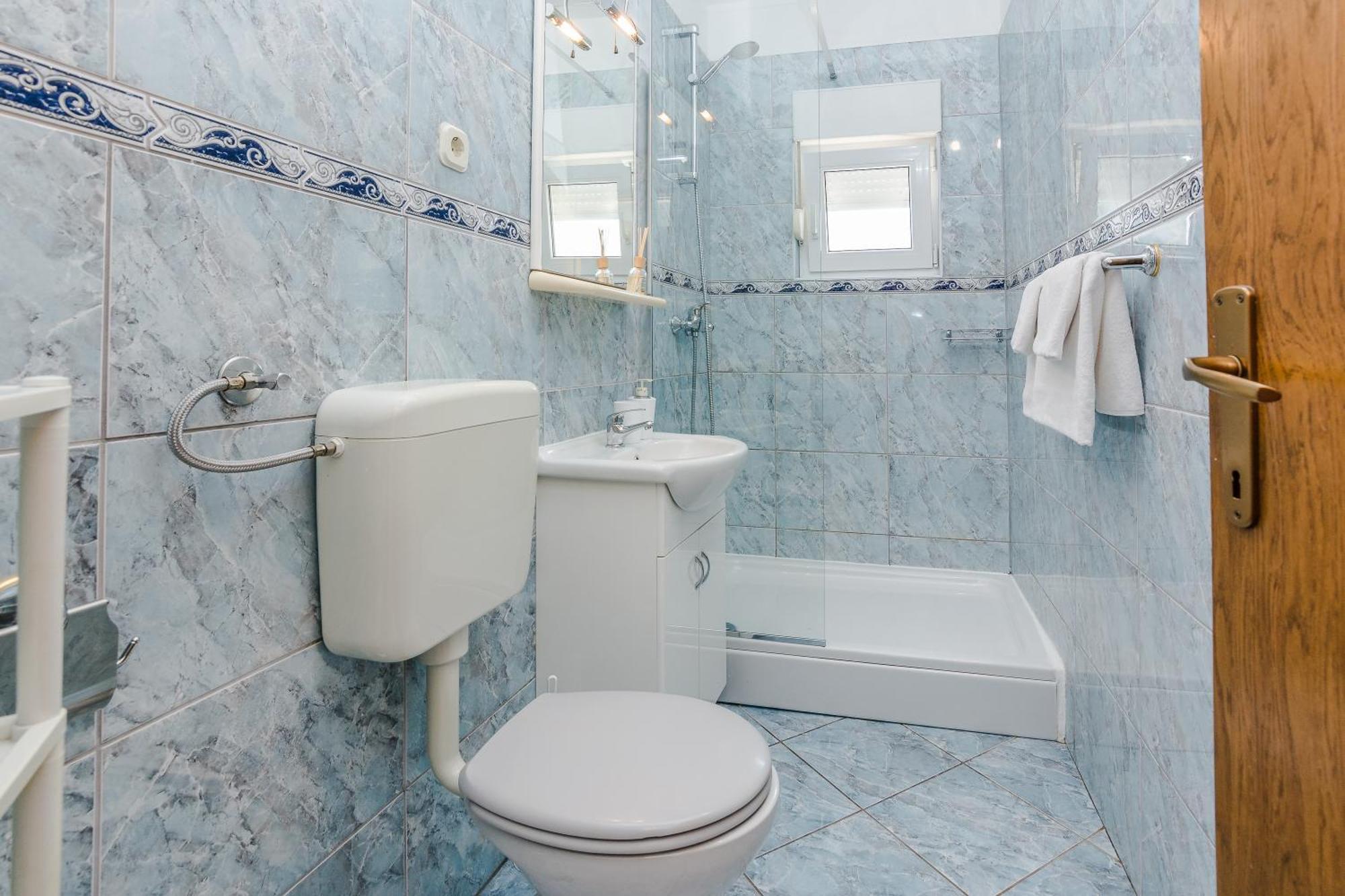 Apartmani Tomeri Starigrad Paklenica Exterior photo