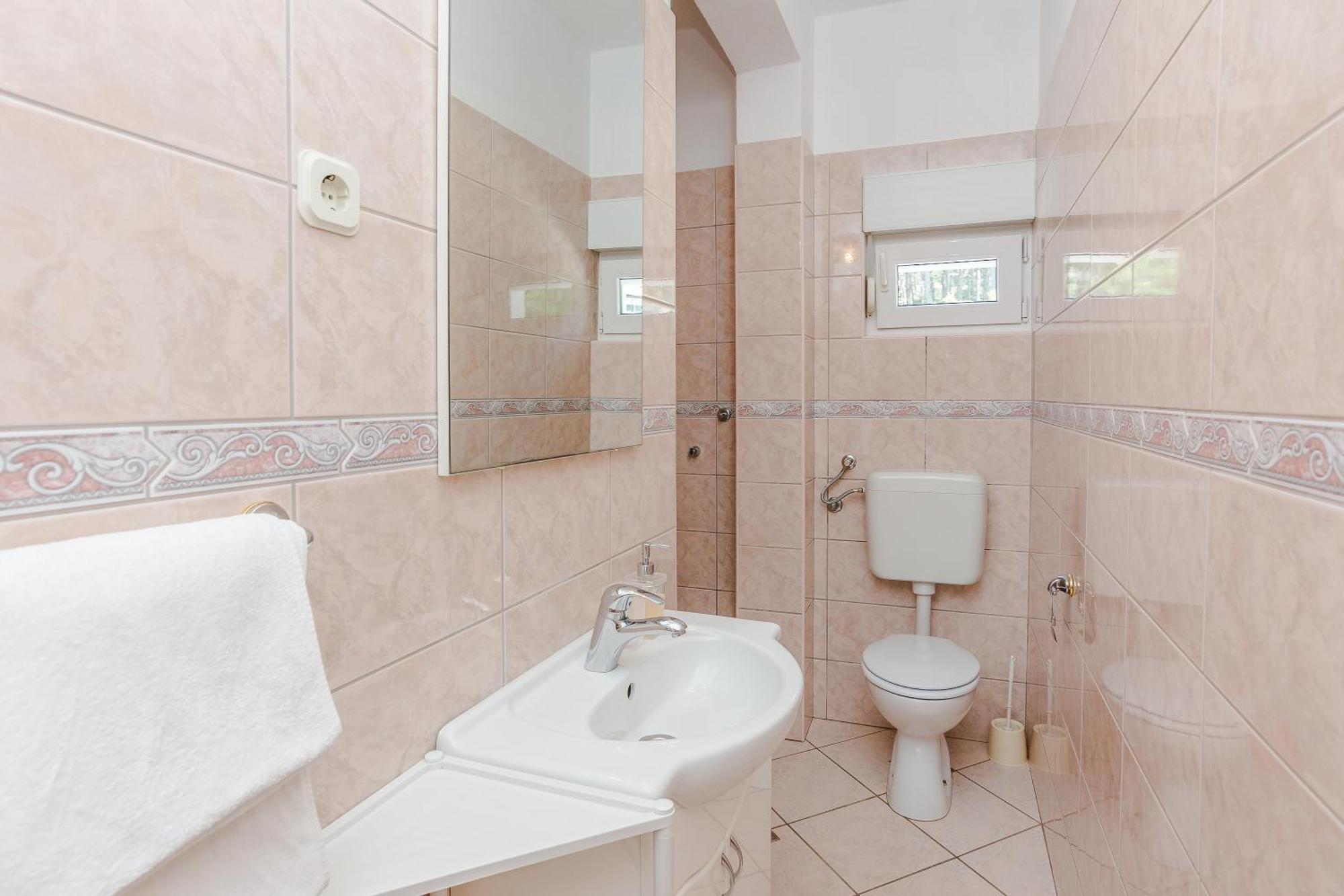 Apartmani Tomeri Starigrad Paklenica Exterior photo