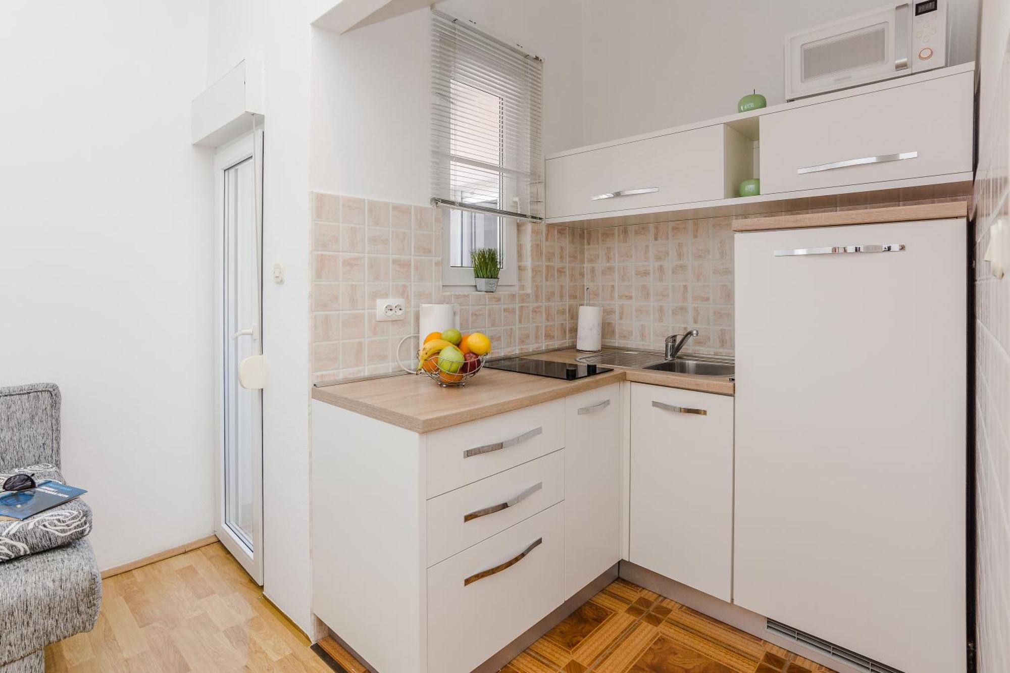 Apartmani Tomeri Starigrad Paklenica Exterior photo